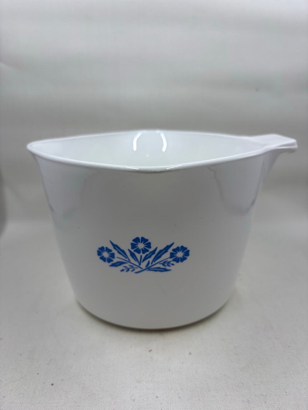 Vintage Corning Ware Blue Cornflower P-55-B Sauce Maker & 1 Quart Measuring Cup
